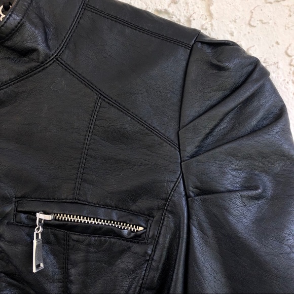 Black faux leather jacket size small - Picture 6 of 8